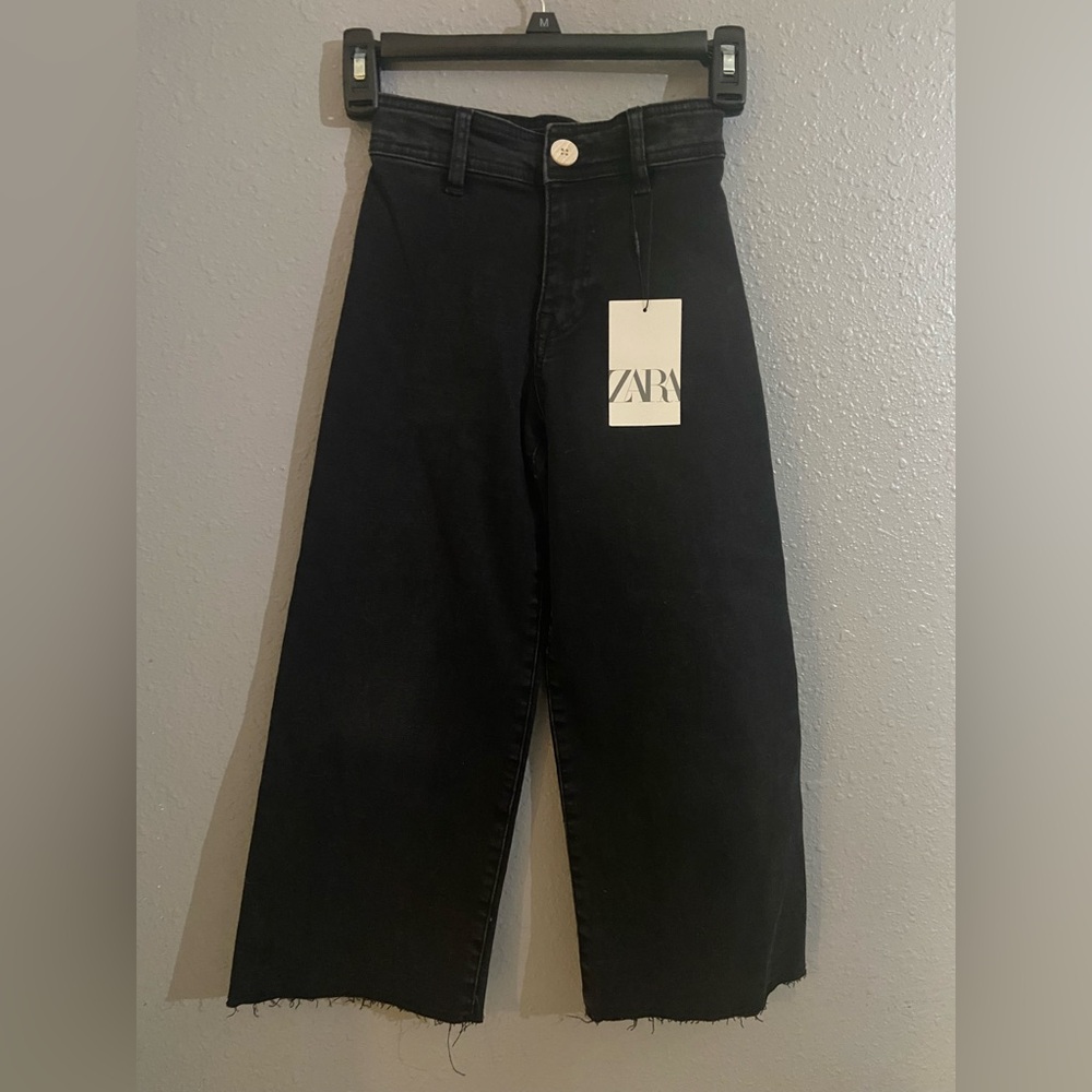 Zara Kids Jeans set of 2 size 7- mom fit and marine fit